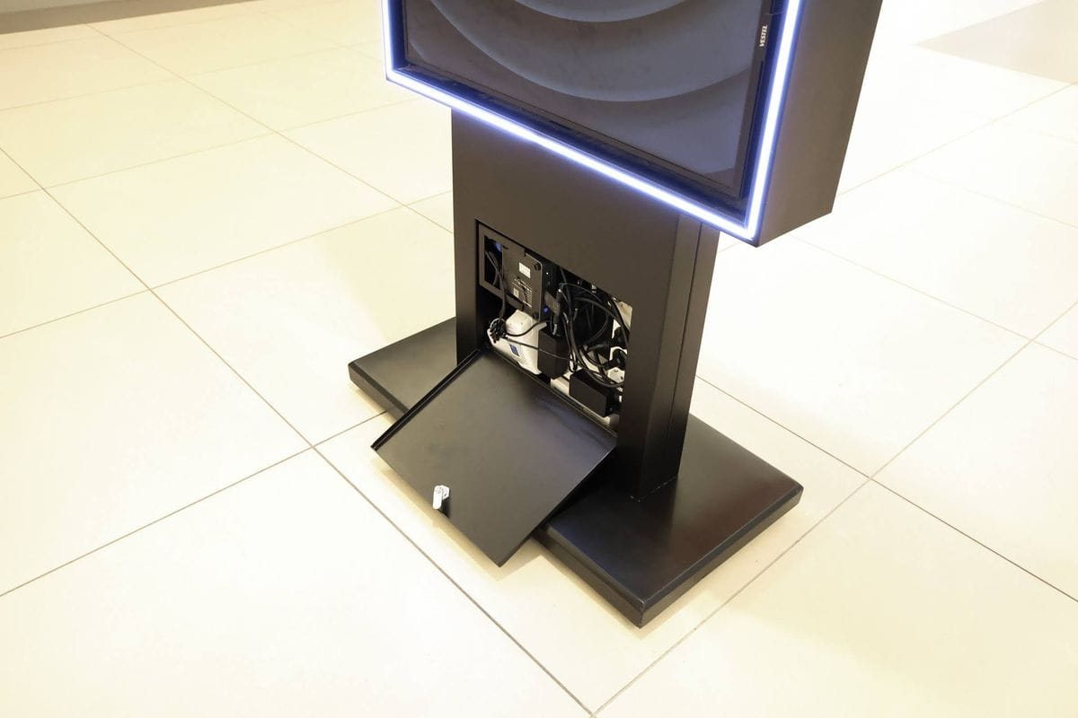 EDDAIR eddy mobile — integrierte Technik und Mediaplayer