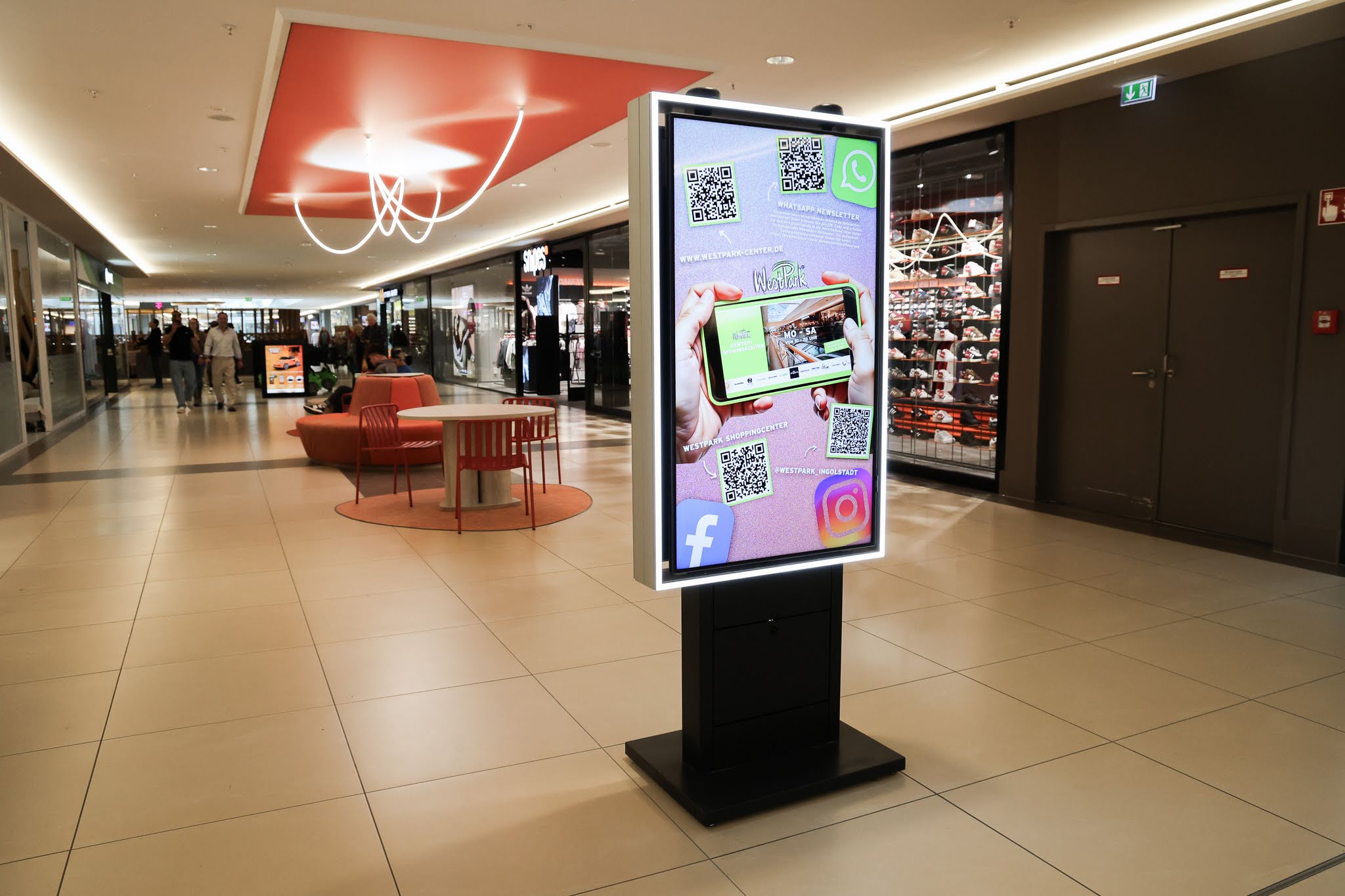 EDDAIR Digital Signage — Sichtbarkeit und Verkauf im Einzelhandel